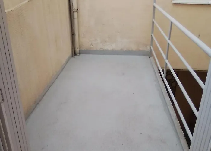 Apartment Appartement Moderne A Rodez De 46 M² Avec Balcon 3*